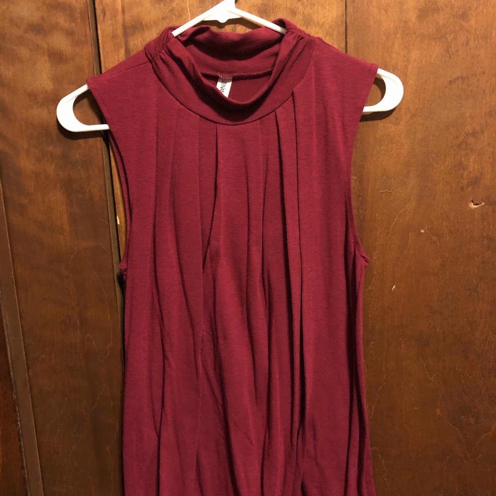 Sleeveless Top Size Large